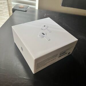 AirPods Pro Wireless Charging Case